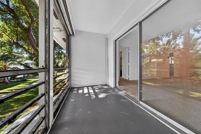 2551 W Golf Boulevard 209, Pompano Beach, FL 33064