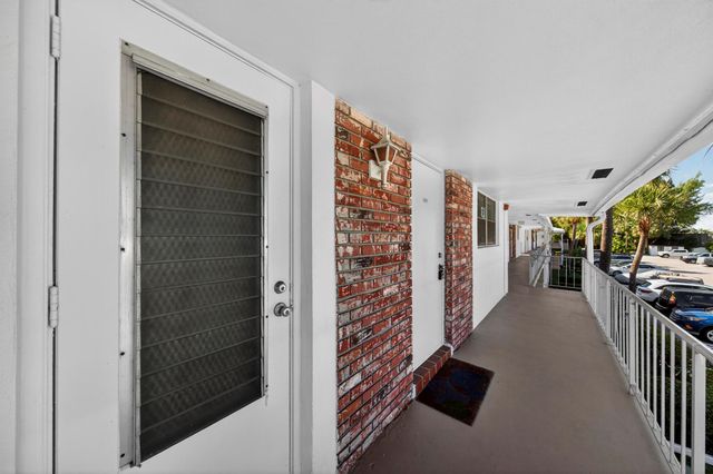 2551 W Golf Boulevard 209, Pompano Beach, FL 33064