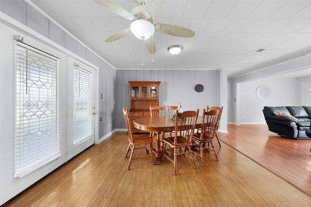 927 Alabama Street, Sulphur Springs, TX 75482