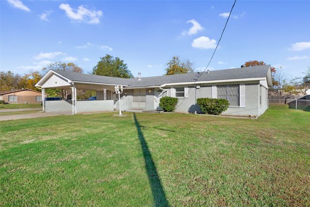 927 Alabama Street, Sulphur Springs, TX 75482