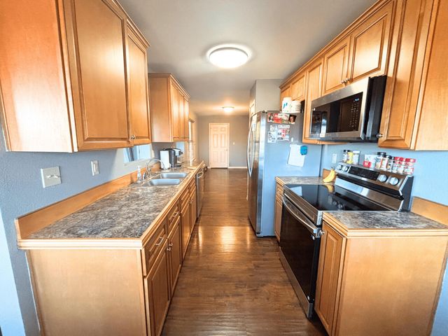 1603 E Fairwind, Ozark, MO 65721