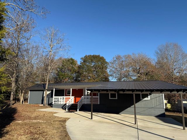 702 Gunsmoke Trail, Phenix City, AL 36869