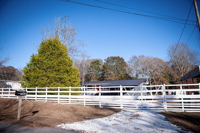 702 Gunsmoke Trail, Phenix City, AL 36869