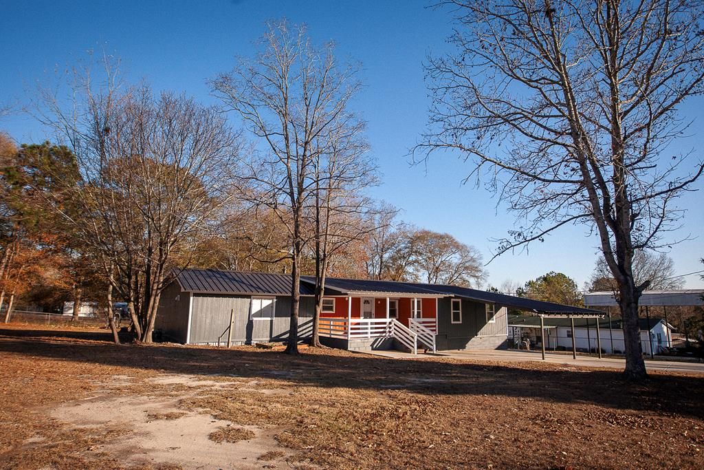 702 Gunsmoke Trail, Phenix City, AL 36869