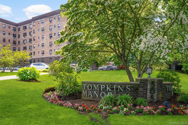 505 Central Avenue 609, White Plains, NY 10606