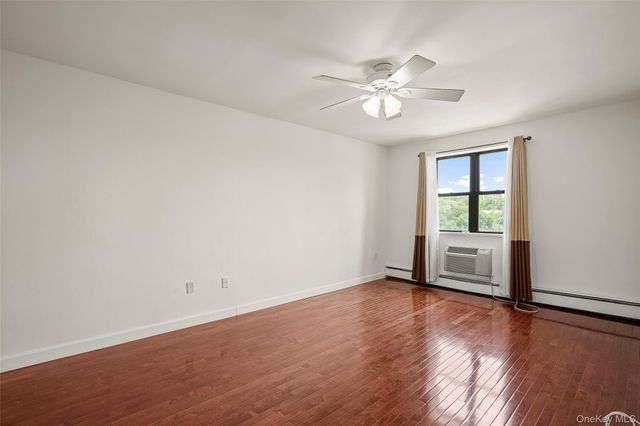 505 Central Avenue 609, White Plains, NY 10606