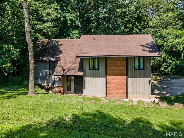 4810 Kaskaskia Trail, Godfrey, IL 62035