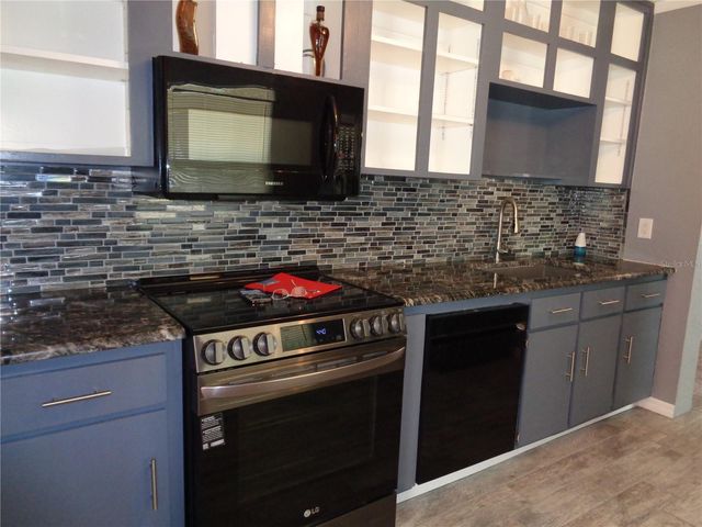 88 YALE AVE., Frostproof, FL 33843