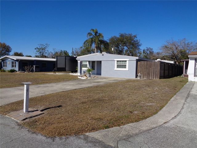 88 YALE AVE., Frostproof, FL 33843