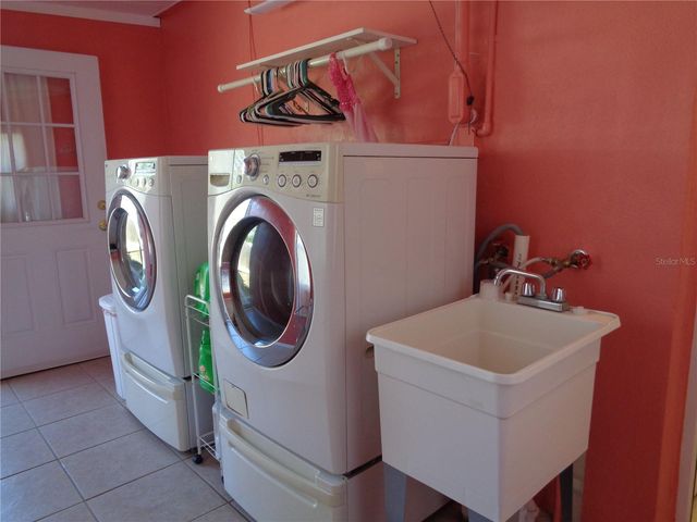 88 YALE AVE., Frostproof, FL 33843