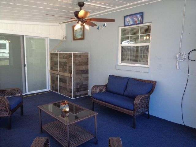 88 YALE AVE., Frostproof, FL 33843