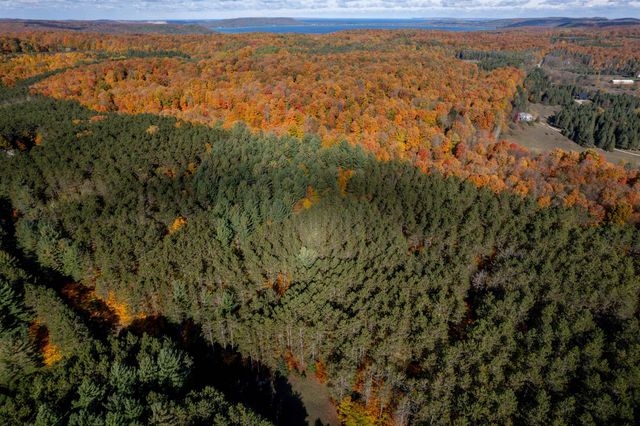 W Timber Lane, Empire, MI 49630