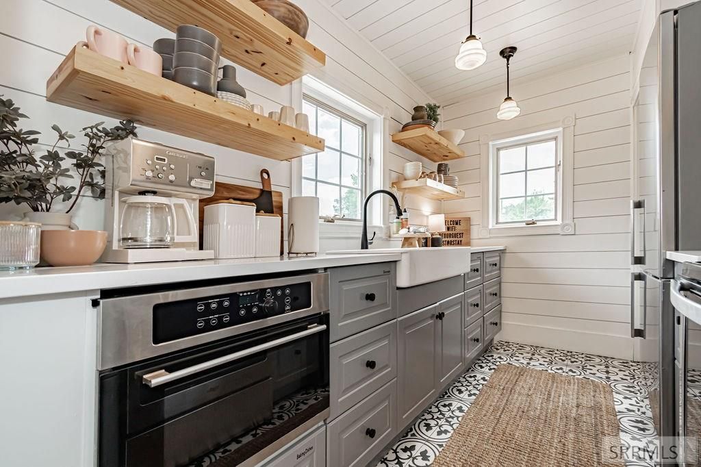 Image 44 of property listing at 2095 S Boulevard, Idaho Falls, ID 83404