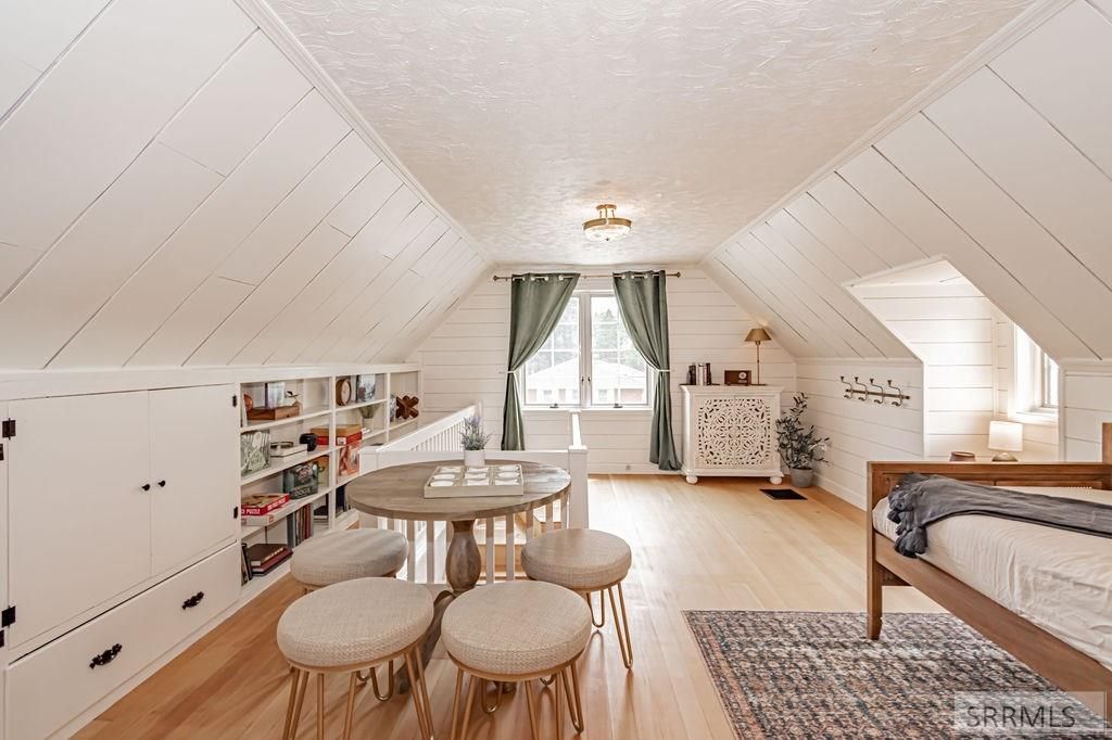 Image 58 of property listing at 2095 S Boulevard, Idaho Falls, ID 83404