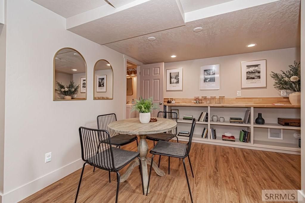 Image 68 of property listing at 2095 S Boulevard, Idaho Falls, ID 83404