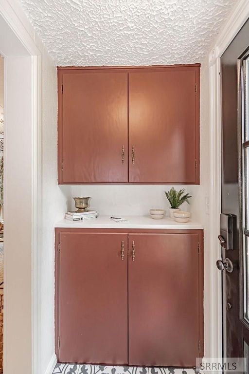 Image 7 of property listing at 2095 S Boulevard, Idaho Falls, ID 83404