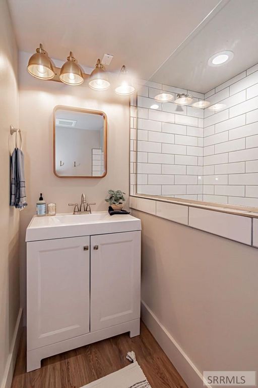 Image 87 of property listing at 2095 S Boulevard, Idaho Falls, ID 83404