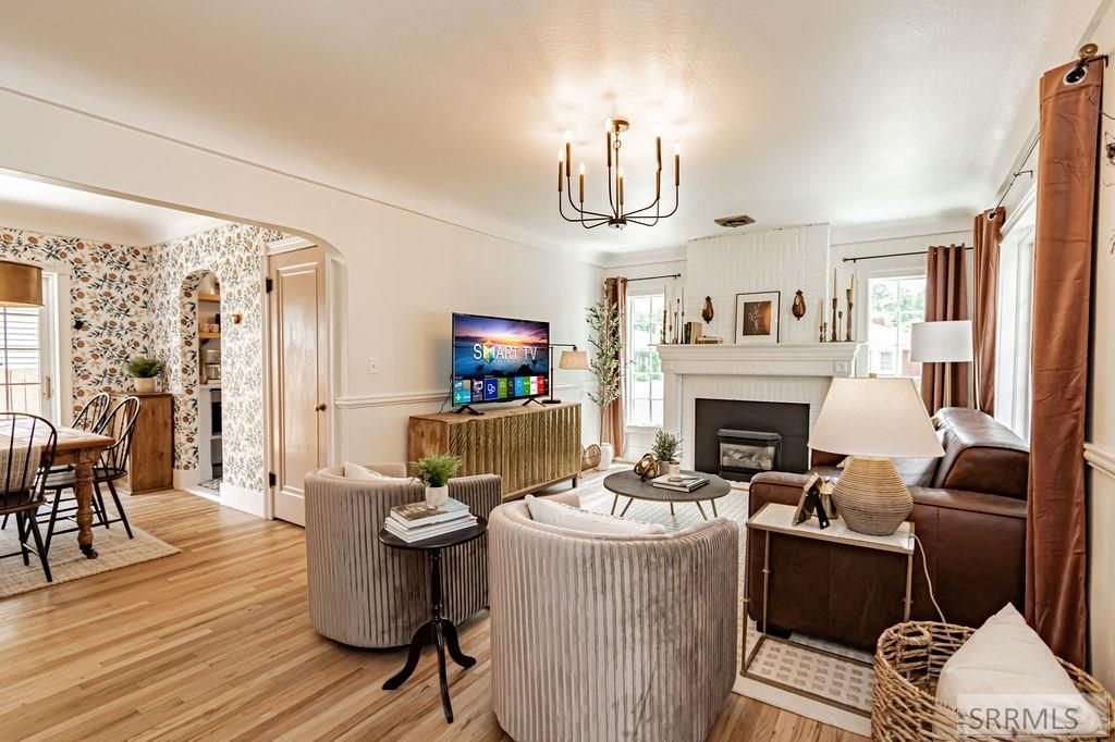 Image 9 of property listing at 2095 S Boulevard, Idaho Falls, ID 83404