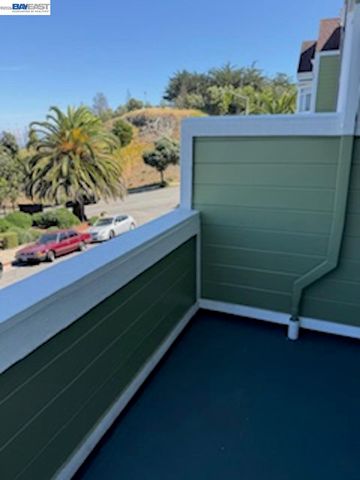 11 Rebecca Ln, San Francisco, CA 94124