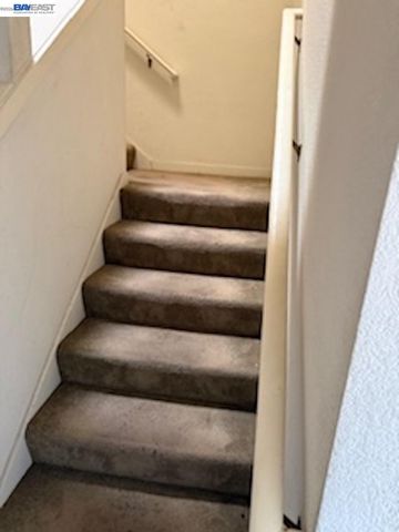 11 Rebecca Ln, San Francisco, CA 94124