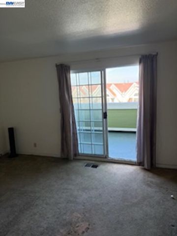 11 Rebecca Ln, San Francisco, CA 94124