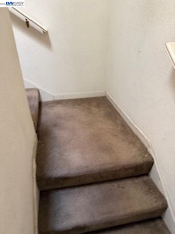 11 Rebecca Ln, San Francisco, CA 94124