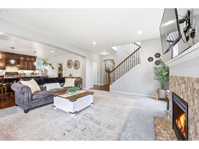 9900 Ne 144TH Ave, Vancouver, WA 98682