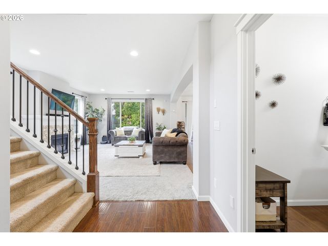 9900 Ne 144TH Ave, Vancouver, WA 98682