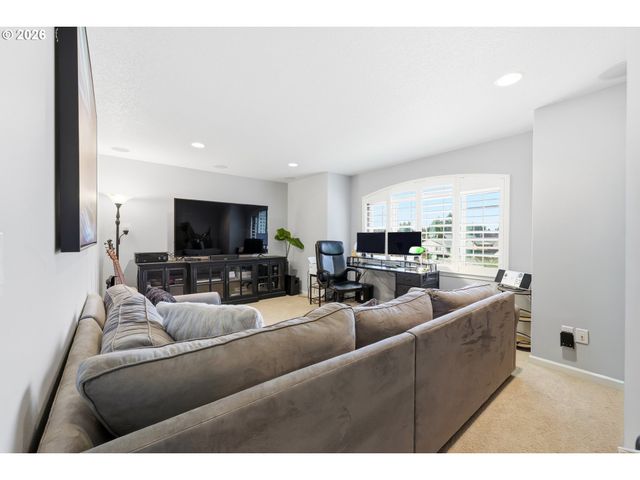 9900 Ne 144TH Ave, Vancouver, WA 98682