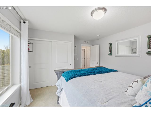 9900 Ne 144TH Ave, Vancouver, WA 98682