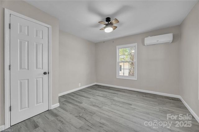 1125 Wilmington Avenue, Statesville, NC 28677