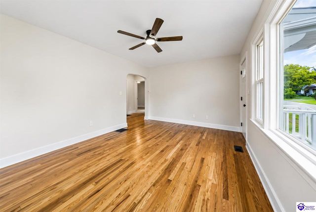 116 James Street, Elizabethtown, KY 42701
