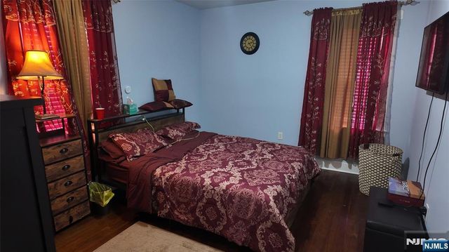 251 Weequahic Avenue, Newark, NJ 07112