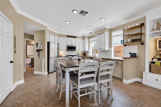 8467 Farmhouse, Riverside, CA 92508