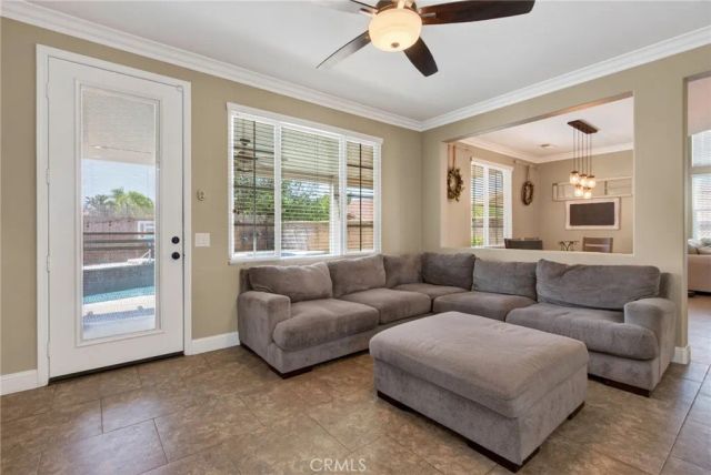 8467 Farmhouse, Riverside, CA 92508