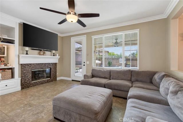 8467 Farmhouse, Riverside, CA 92508