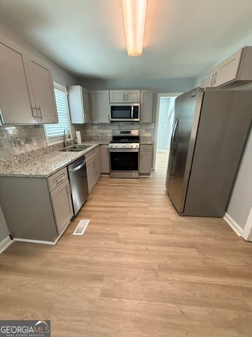 2005 Benson Avenue SE, Smyrna, GA 30080