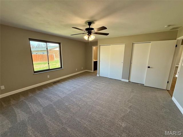 237 Beau Gon Drive, Swansea, IL 62226