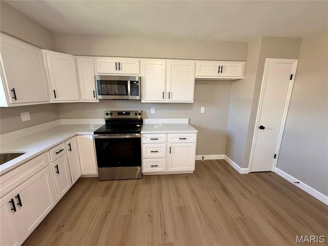 237 Beau Gon Drive, Swansea, IL 62226