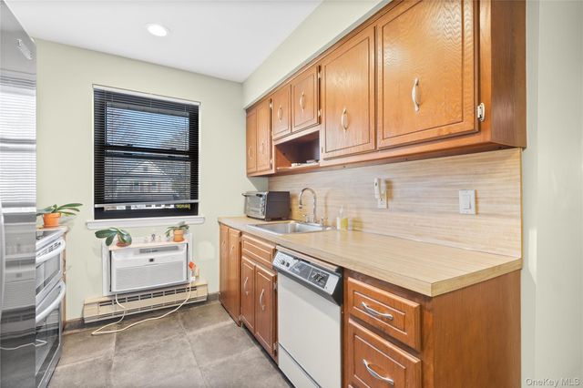 534 Bedford Avenue A2, Bellmore, NY 11710