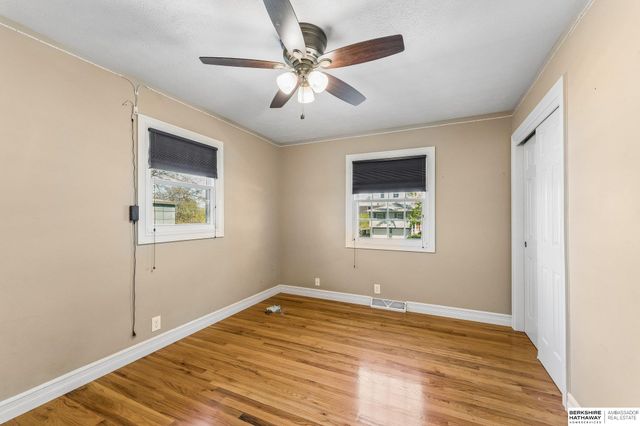 5118 S 94th Avenue, Omaha, NE 68127