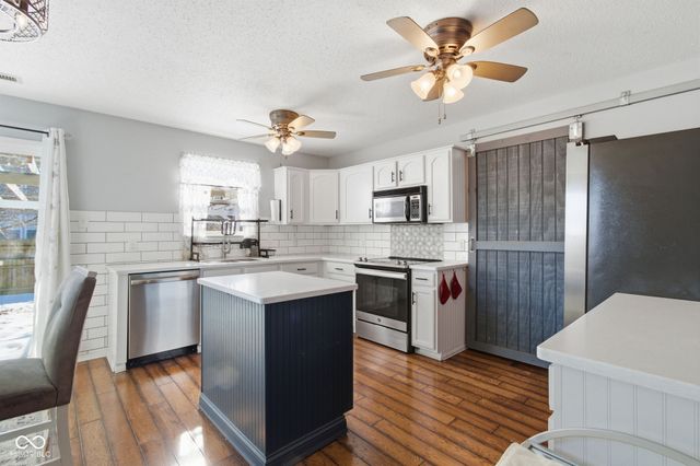 10847 Firefly Circle, Indianapolis, IN 46259