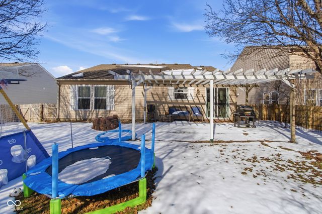 10847 Firefly Circle, Indianapolis, IN 46259