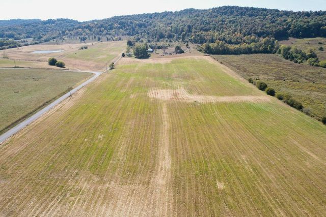 25 Elihu Cabin Hollow Road, Somerset, KY 42501