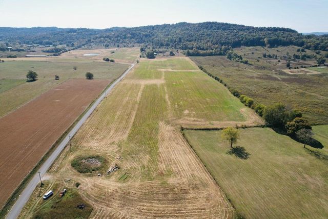 25 Elihu Cabin Hollow Road, Somerset, KY 42501