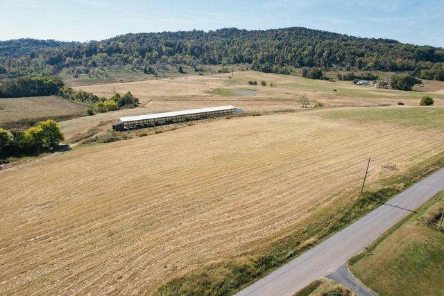 25 Elihu Cabin Hollow Road, Somerset, KY 42501