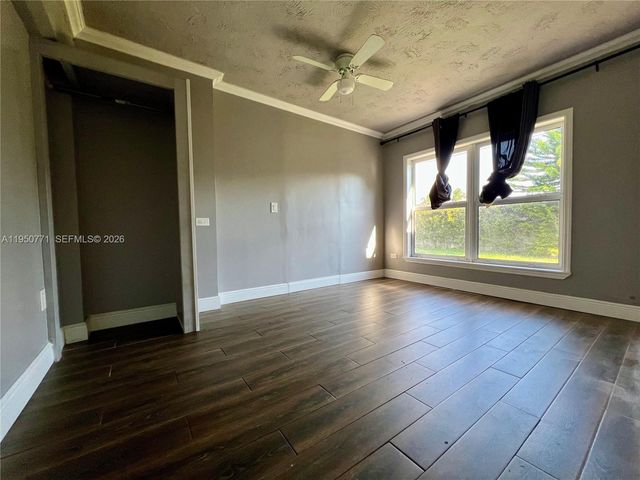 2500 NW 89th Ave, Sunrise, FL 33322