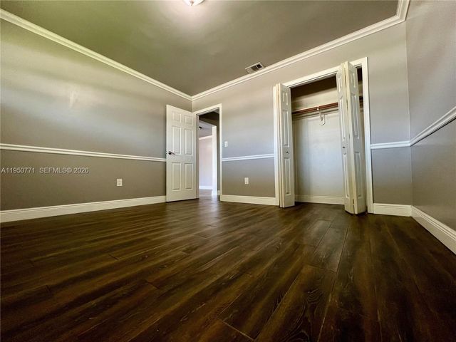 2500 NW 89th Ave, Sunrise, FL 33322