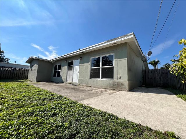 2500 NW 89th Ave, Sunrise, FL 33322