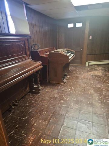 2407 Freemansburg Avenue, Easton, PA 18042